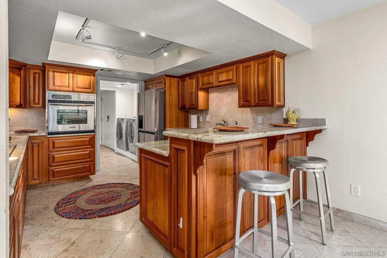 2420 Torrey Pines Rd Unit A104 #A104 - Photo 4 of 23