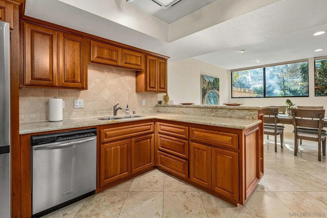 2420 Torrey Pines Rd Unit A104 #A104 - Photo 7 of 23