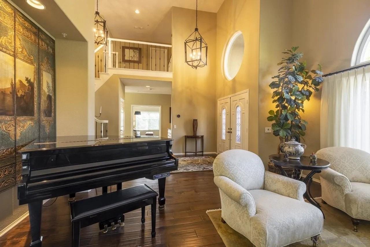 3245 Brookside Ln - Photo 5 of 50