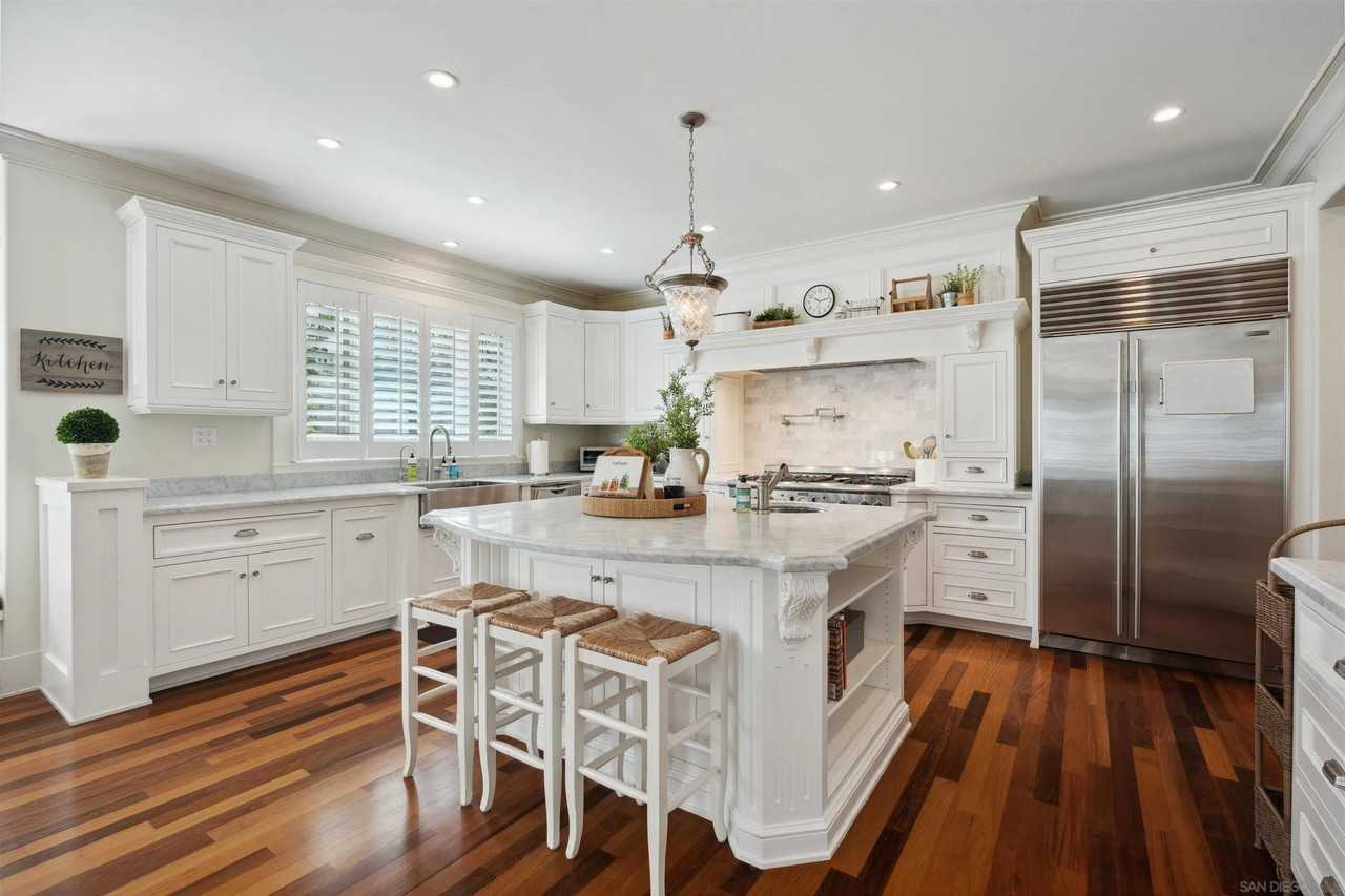 731 Balboa Ave - Photo 5 of 18