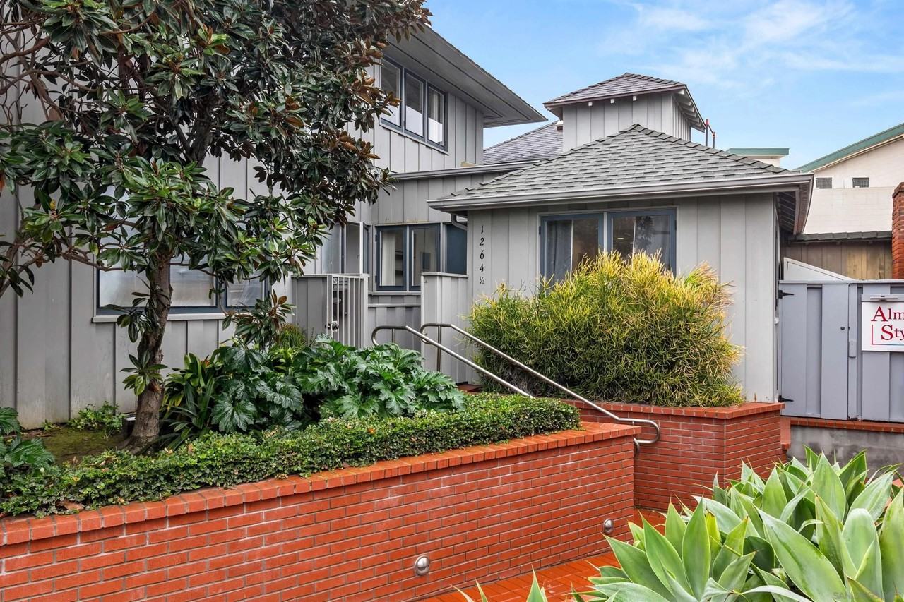 Prospect St - Photo 2 of 10