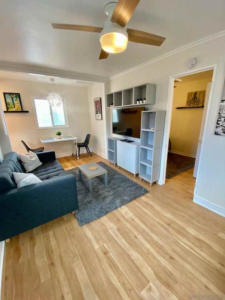 424 University Pl - Photo 4 of 11