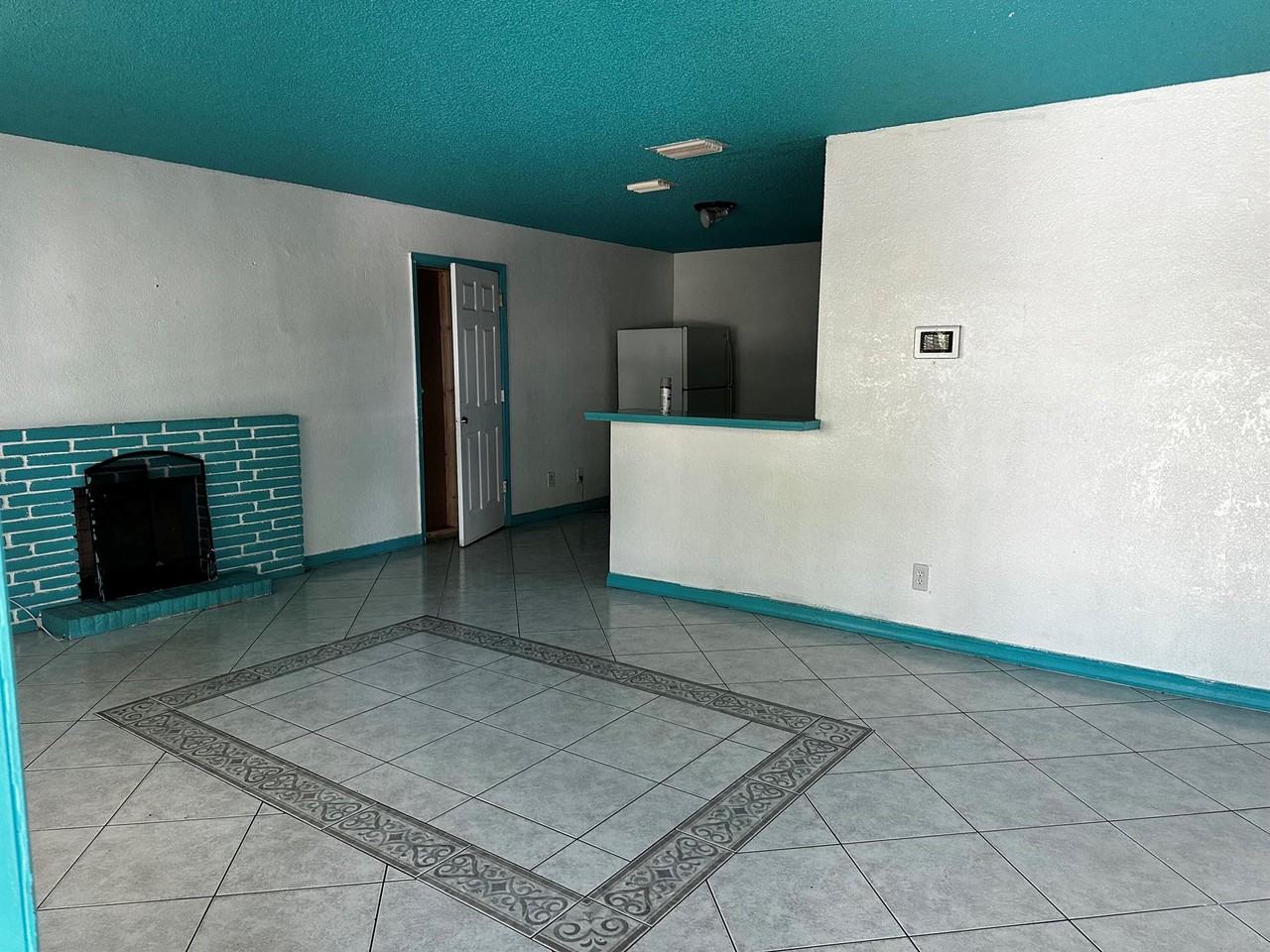 559 Dogwood Rd - Photo 2 of 10