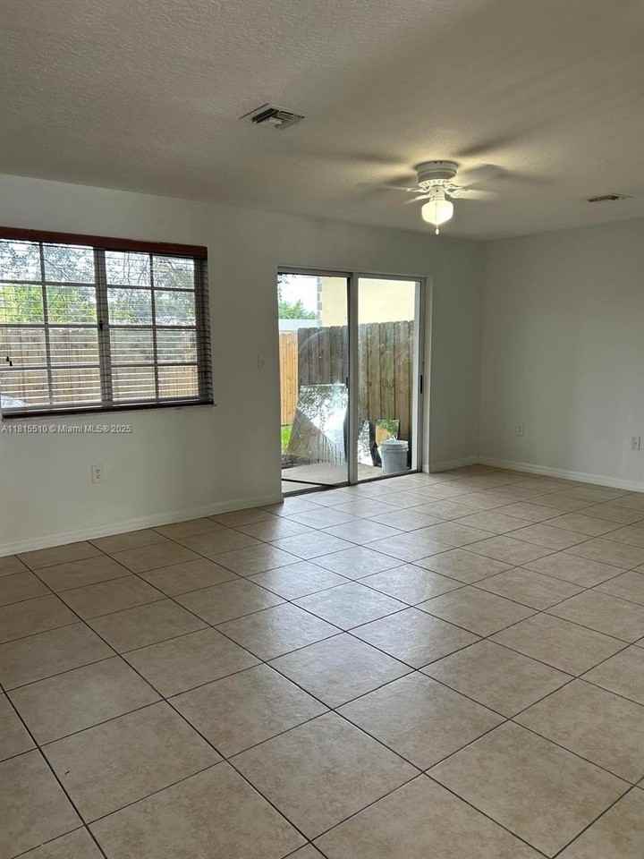 14070 Sw 260th St - Photo 5 of 16