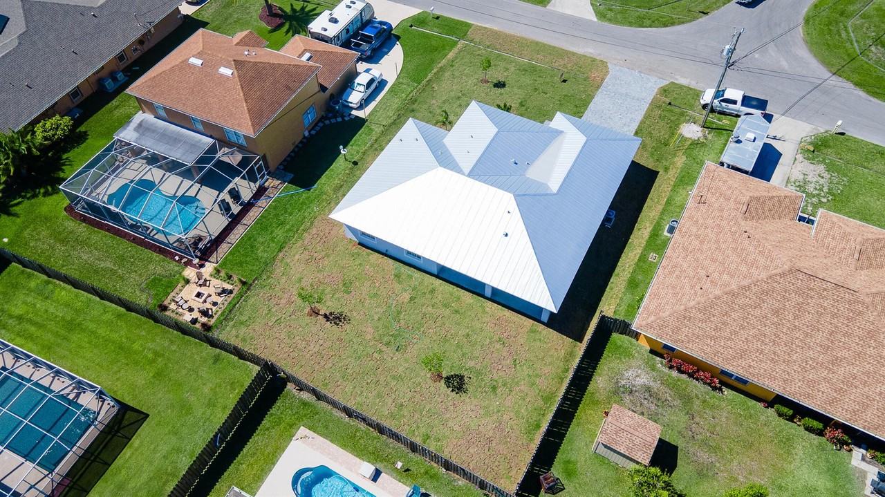 5271 Nw Mayfield Ln - Photo 4 of 50