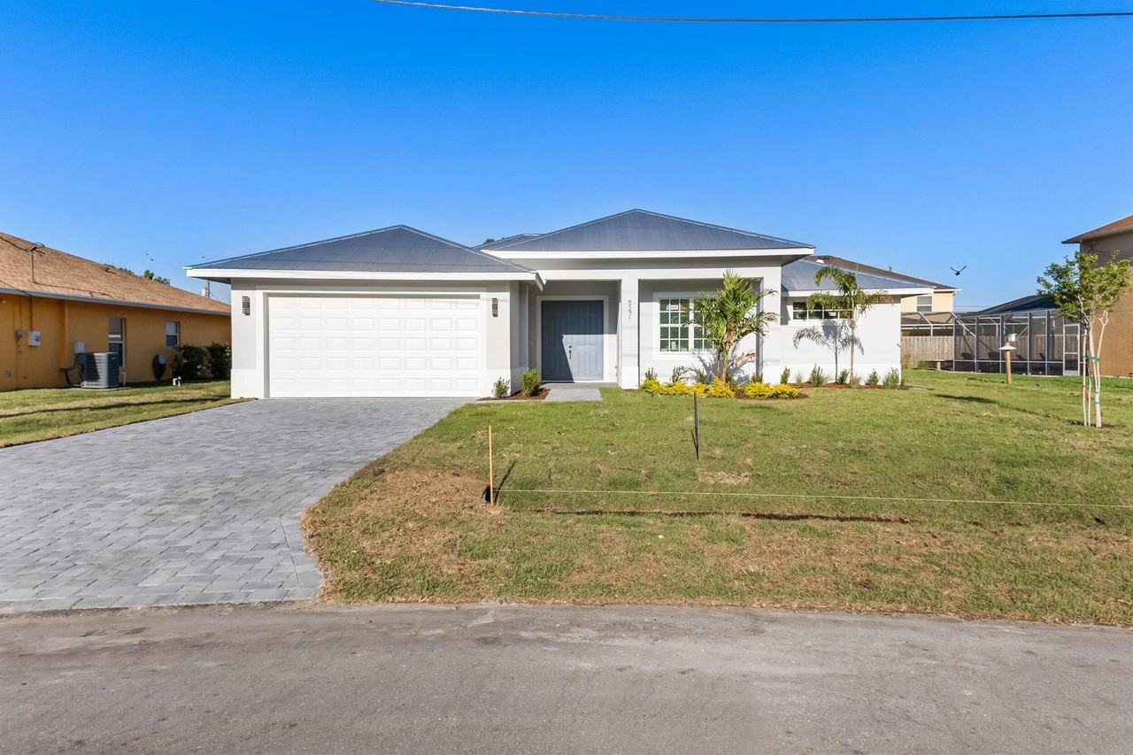 5271 Nw Mayfield Ln - Photo 7 of 50