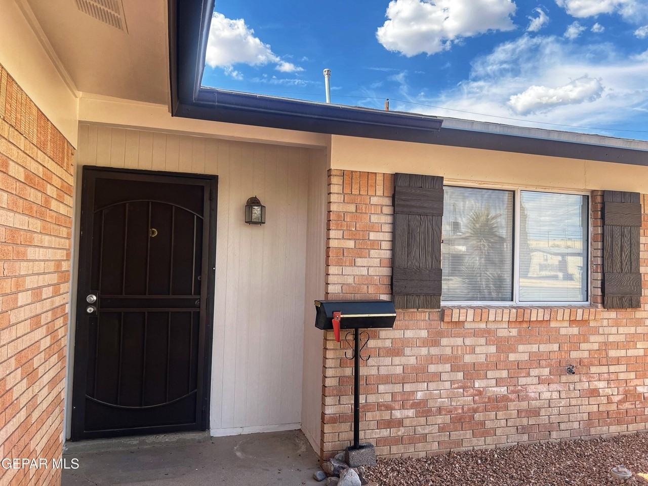 7200 Alto Rey Ave - Photo 4 of 22