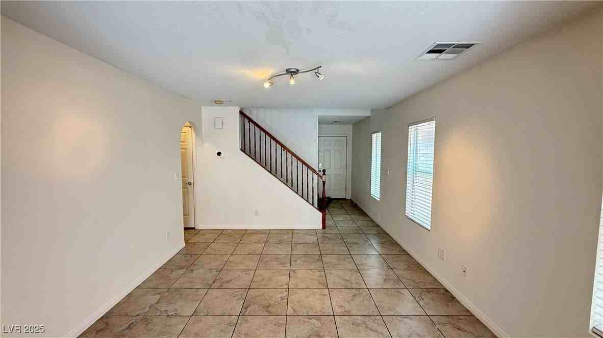 7928 Alta Lima Valley Ct - Photo 7 of 27