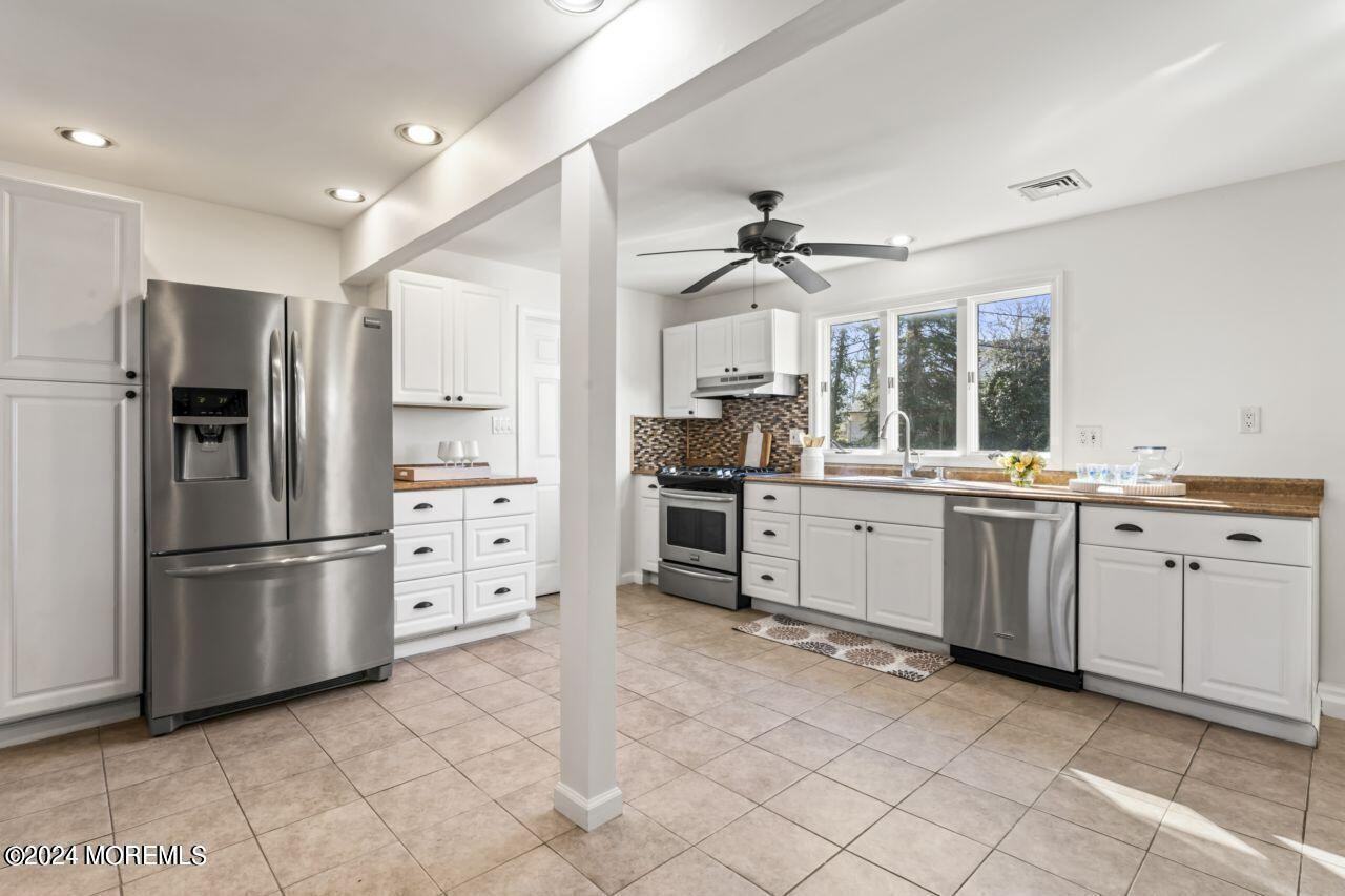 610 Wildwood Rd - Photo 4 of 25