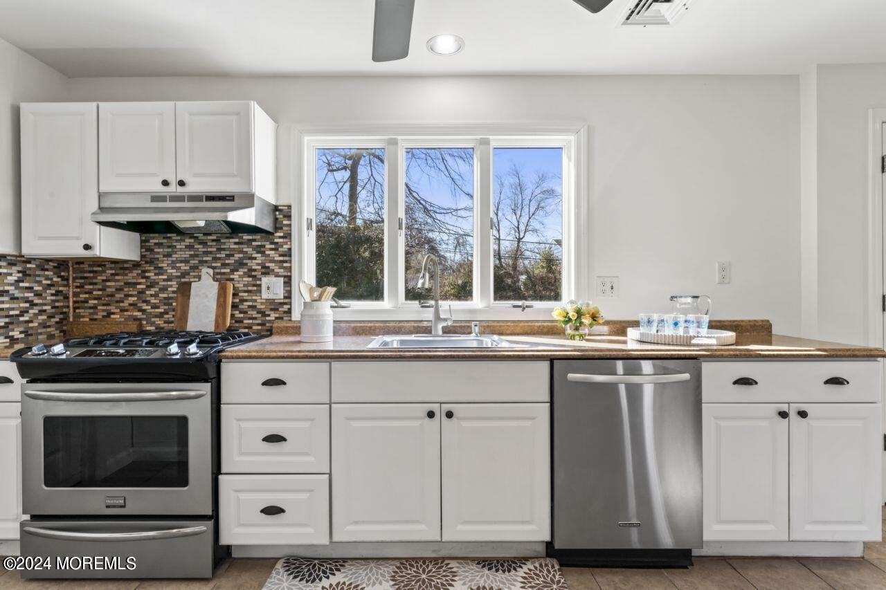 610 Wildwood Rd - Photo 5 of 25