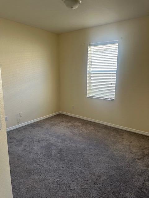 9404 Portside Dr - Photo 4 of 21