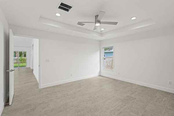 5911 Seagrape Dr - Photo 3 of 42