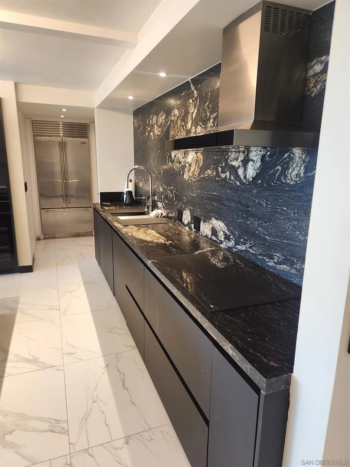 1830 Avenida Del Mundo Unit 501 #501 - Photo 5 of 12