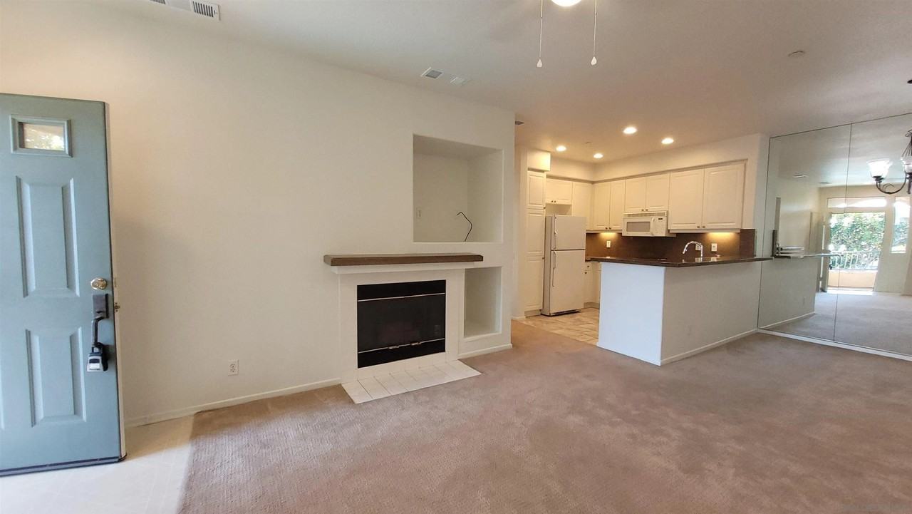 10750 Sabre Hill Dr Unit 246 #246 - Photo 3 of 8