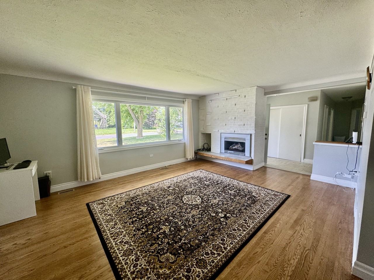 703 Prescott St #1 - Photo 3 of 13
