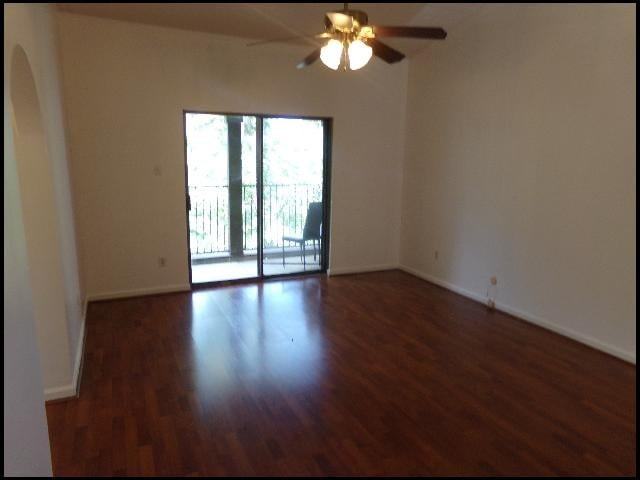 301 Kings Row Dr #108 - Photo 6 of 10