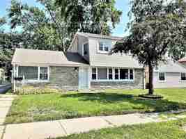 featured image of 4949 Paxton Rd