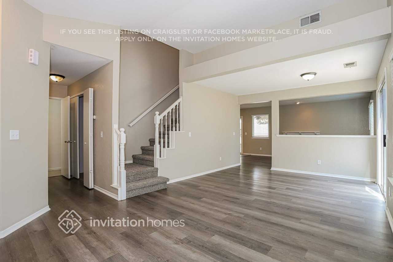 3020 Twin Creeks Ln - Photo 6 of 18