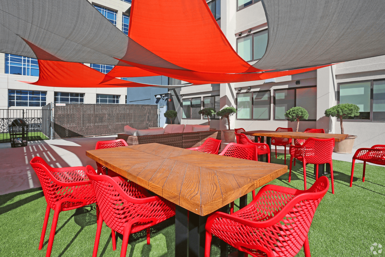 LOFT 205 Apartments - Photo 4 of 20