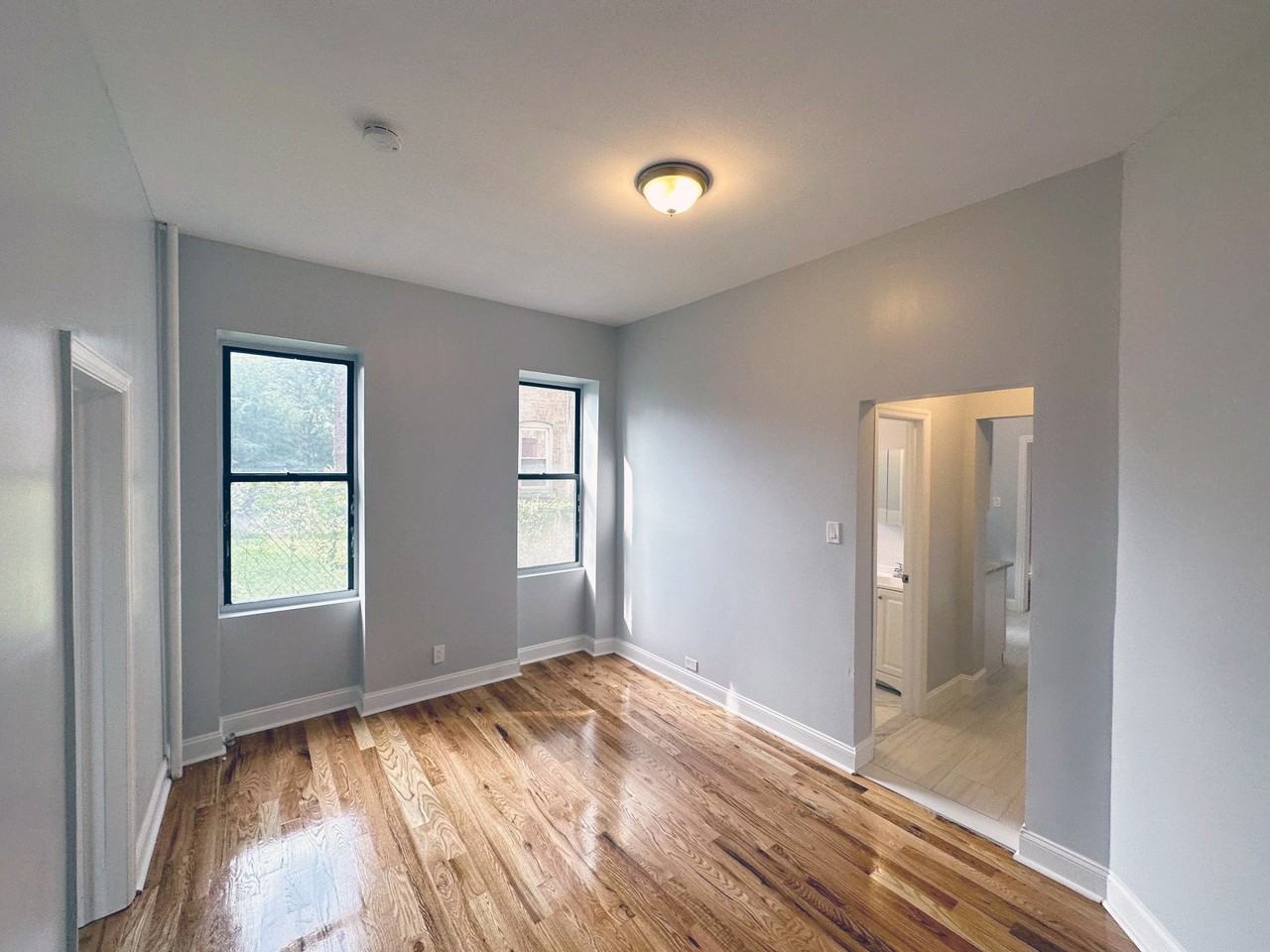 3604 - Park Avenue Palisades - Photo 2 of 8