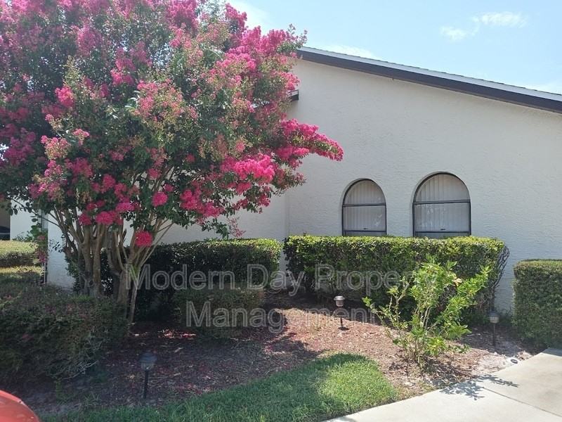 9135 Lingrove Rd - Photo 2 of 38