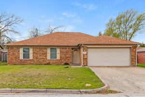 featured image of 6306 Twin Maple Ct