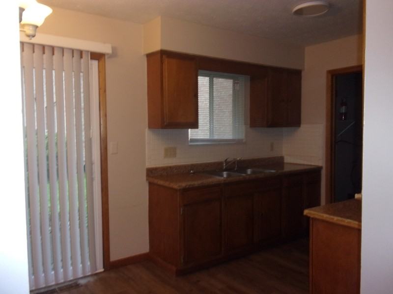 1250 Overbrook Rd - Photo 2 of 7