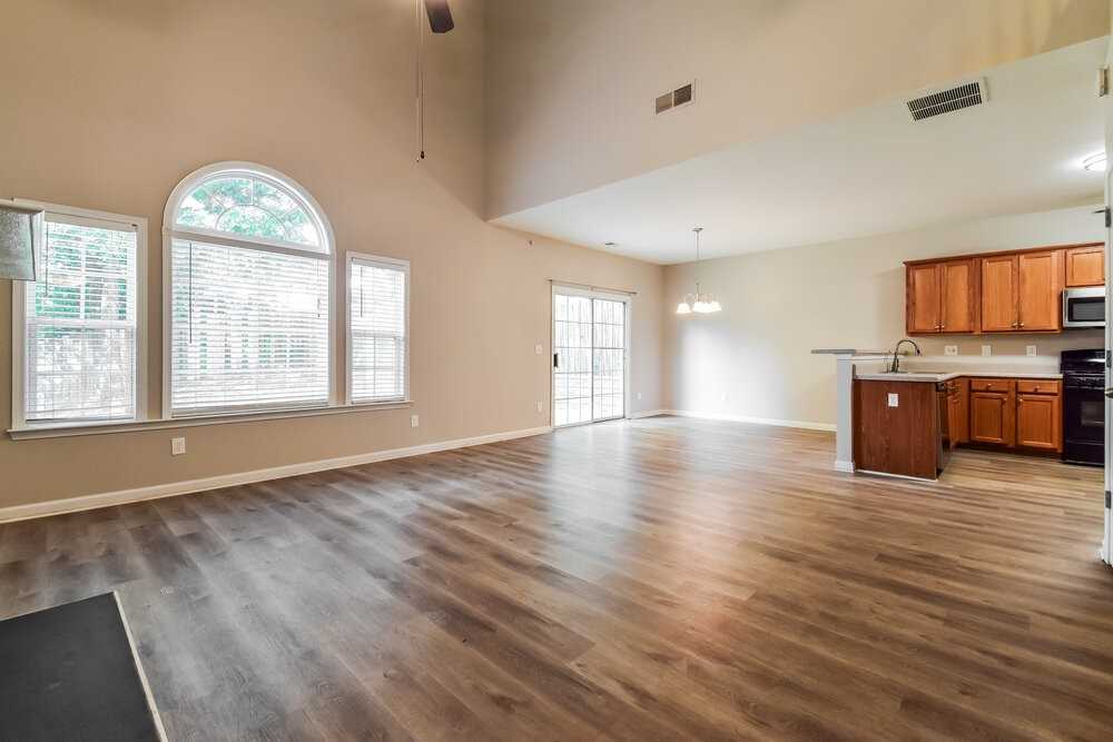2740 Gatewater Ct - Photo 7 of 17