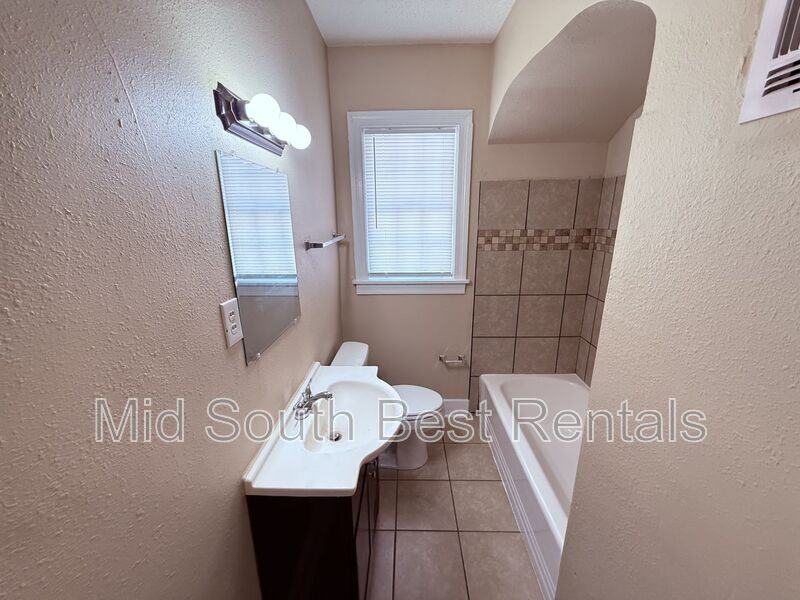 3284 Carnes Avenue - Photo 6 of 17