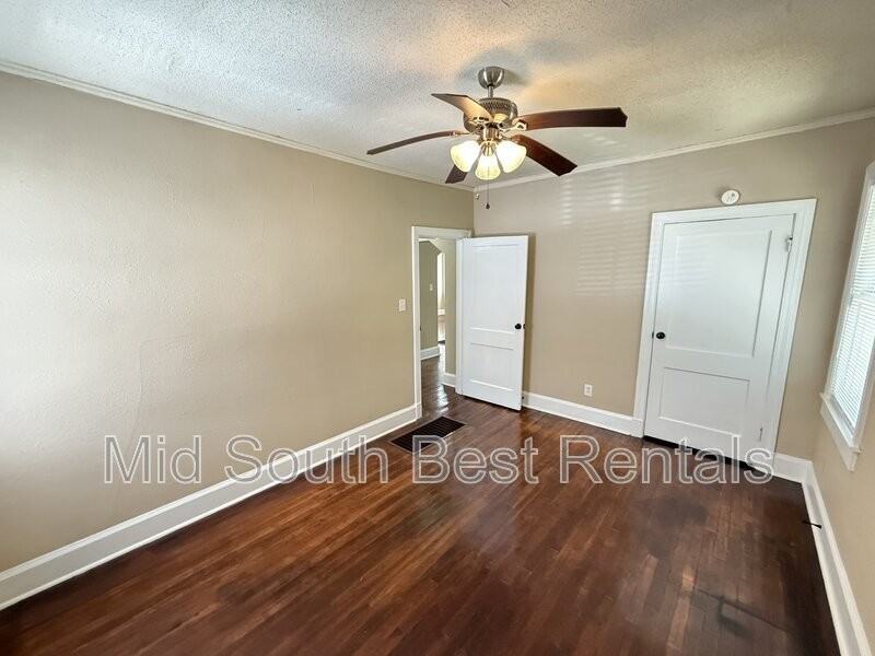 3284 Carnes Avenue - Photo 7 of 17