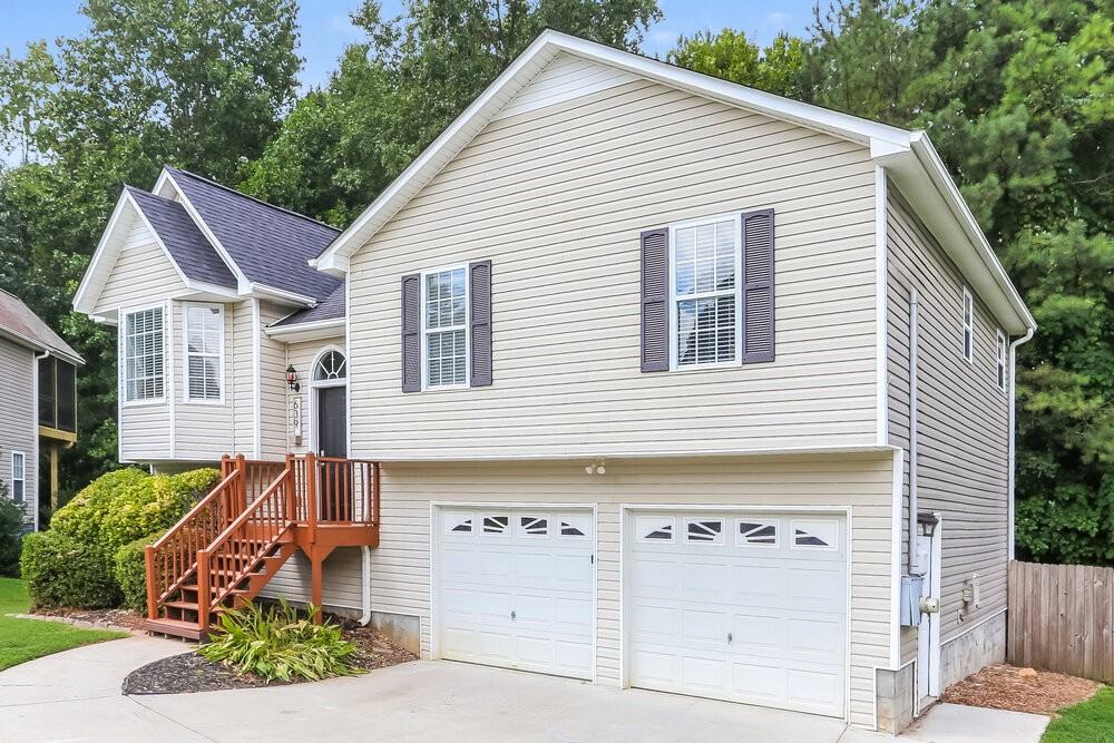 639 Sheffield Ct - Photo 4 of 17