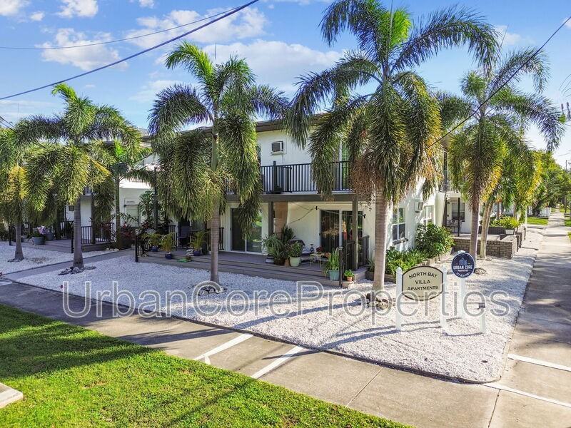 1023 Locust Street Northeast #25 - Photo 4 of 11