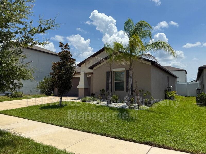 14906 Imperial Purple Ln - Photo 3 of 31
