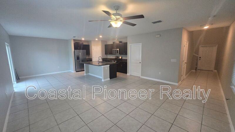 10335 Blue Plume Ct - Photo 4 of 33