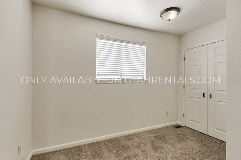 480 Se #1 - Photo 3 of 19