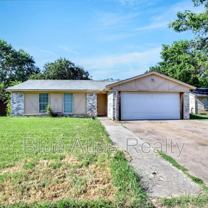 3901 Royal Crest Dr - Photo 1 of 1