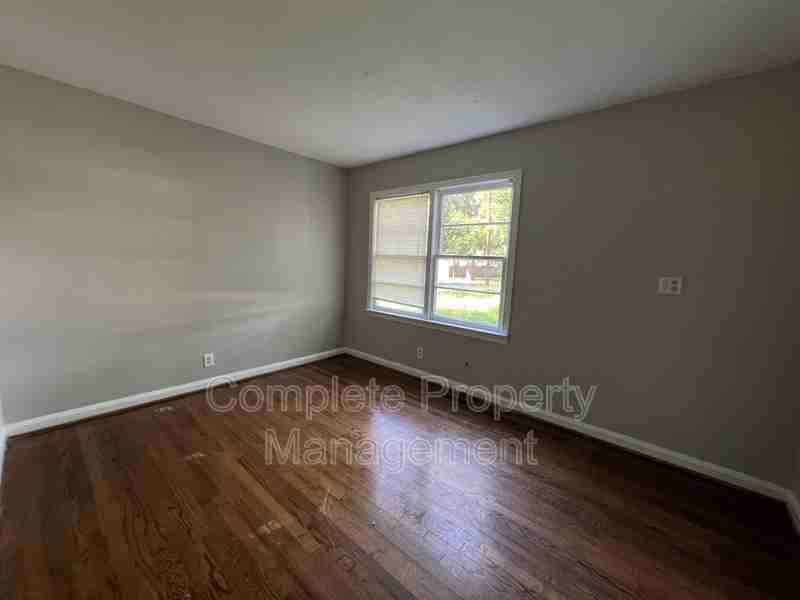 603 Camp Ct - Photo 5 of 8