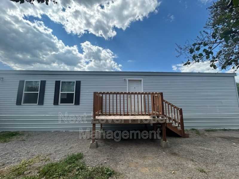 2115 Hwye - Photo 2 of 9