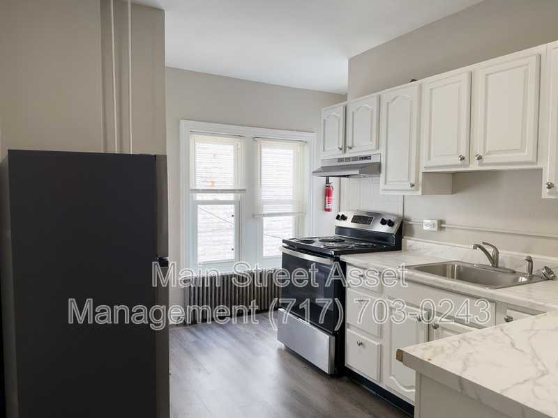332 Chestnut St #2 - Photo 7 of 12