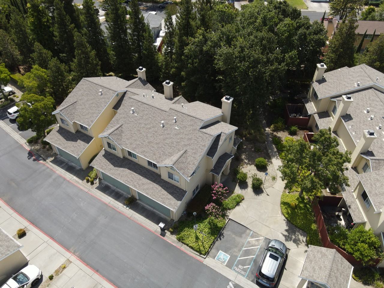 115 Roseburg Way - Photo 3 of 32