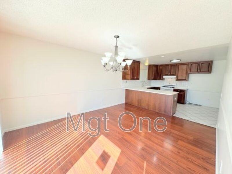 6510 Carissa Ave - Photo 3 of 23