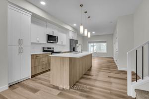 featured image of 1071 Berg Pl