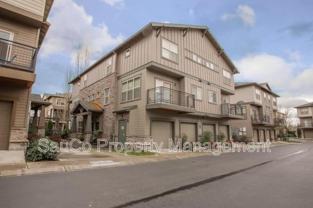 626 Ne Newstead Ln - Photo 1 of 1