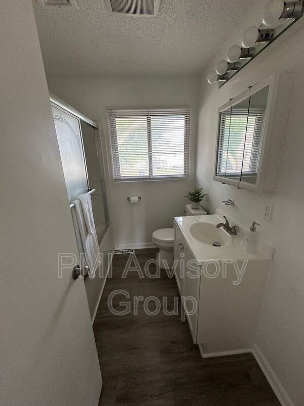 7132 Sw Lario Ln - Photo 4 of 7