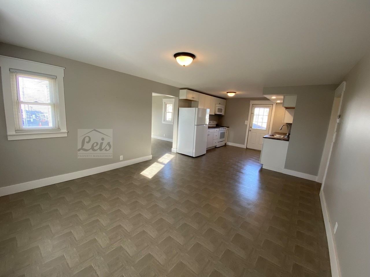 287 North West Street - Photo 2 of 12