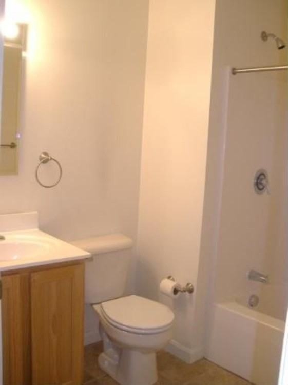 Fahey Place Apartments - Photo 6 of 13