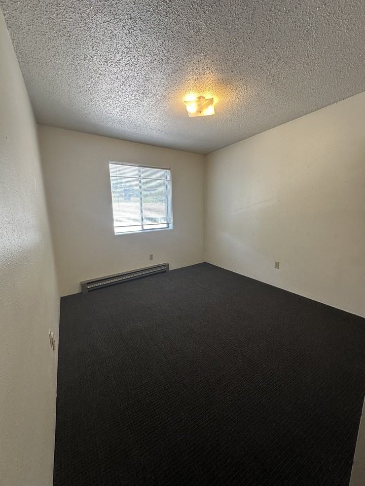 "A Building" - Photo 7 of 19