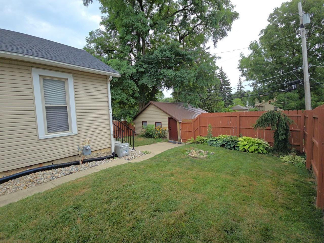 1252 Saint Joe Blvd - Photo 3 of 26