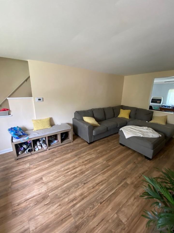 103 Grove Rd - Photo 3 of 16