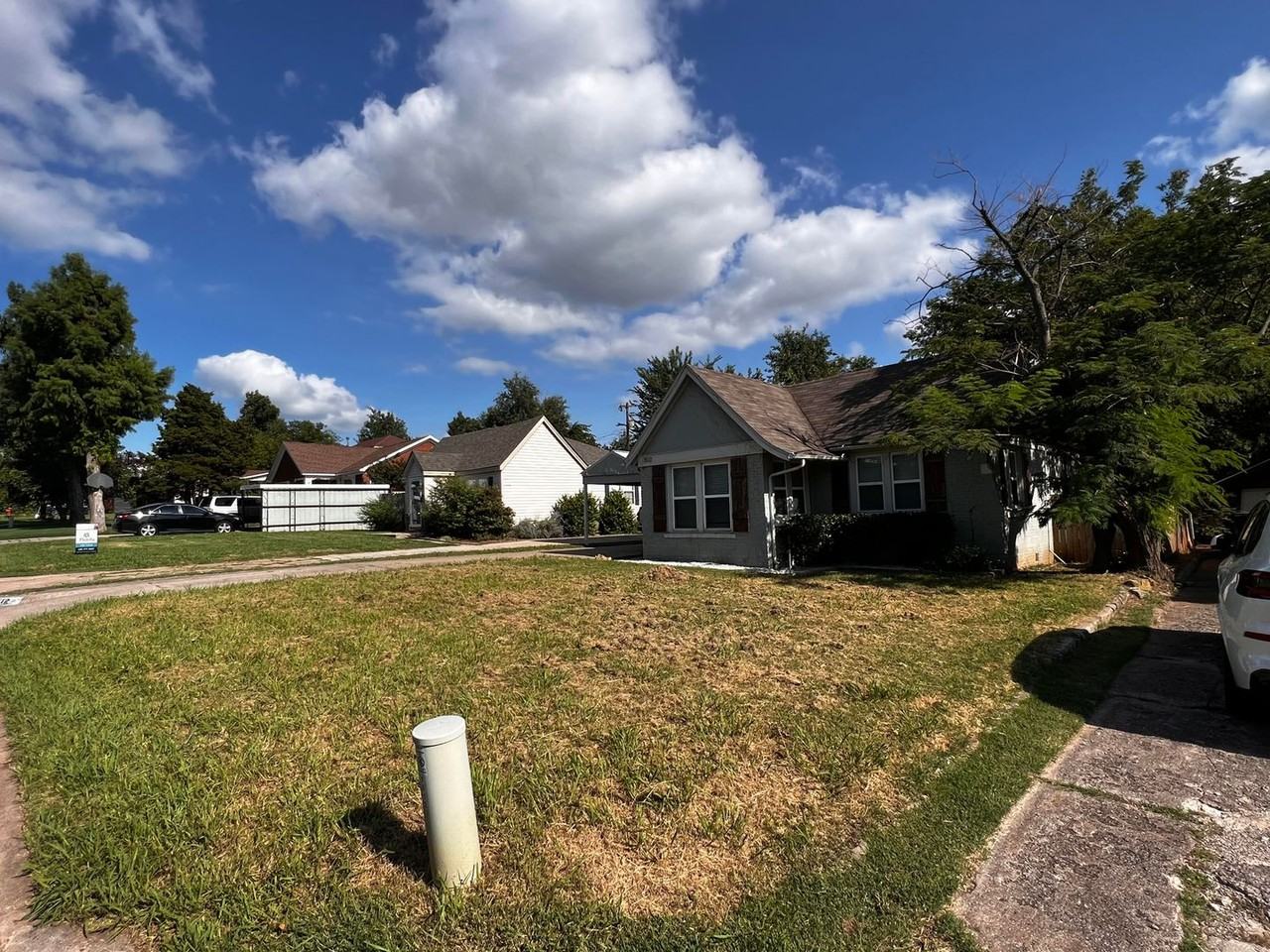 1512 Nw 41st St - Photo 2 of 27